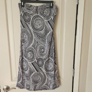Charlotte Russe Black and White Maxi Pencil Skirt